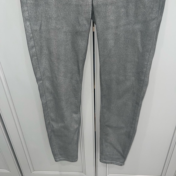 SPANX Solace Mid Rise Denim Wax Pewter Gray pull on jegging jeans size medium - Picture 3 of 7